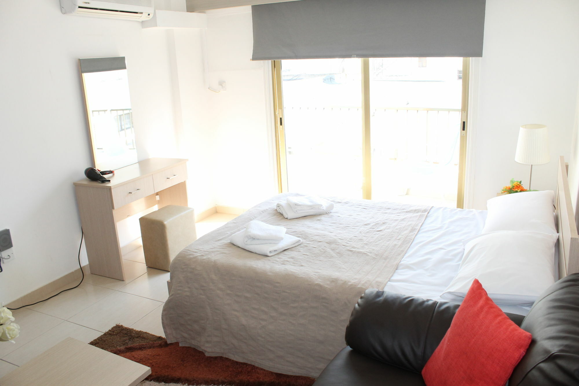 Tiffany City Apartments Larnaca Eksteriør billede